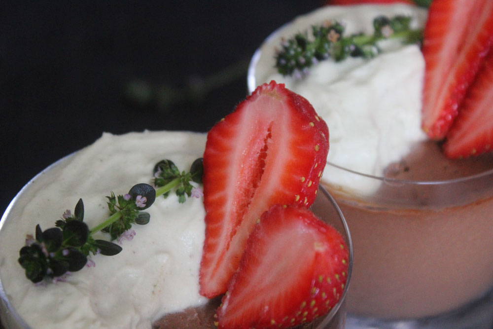 paleo-chocolate-mousse-with-lemon-thyme-cream-6