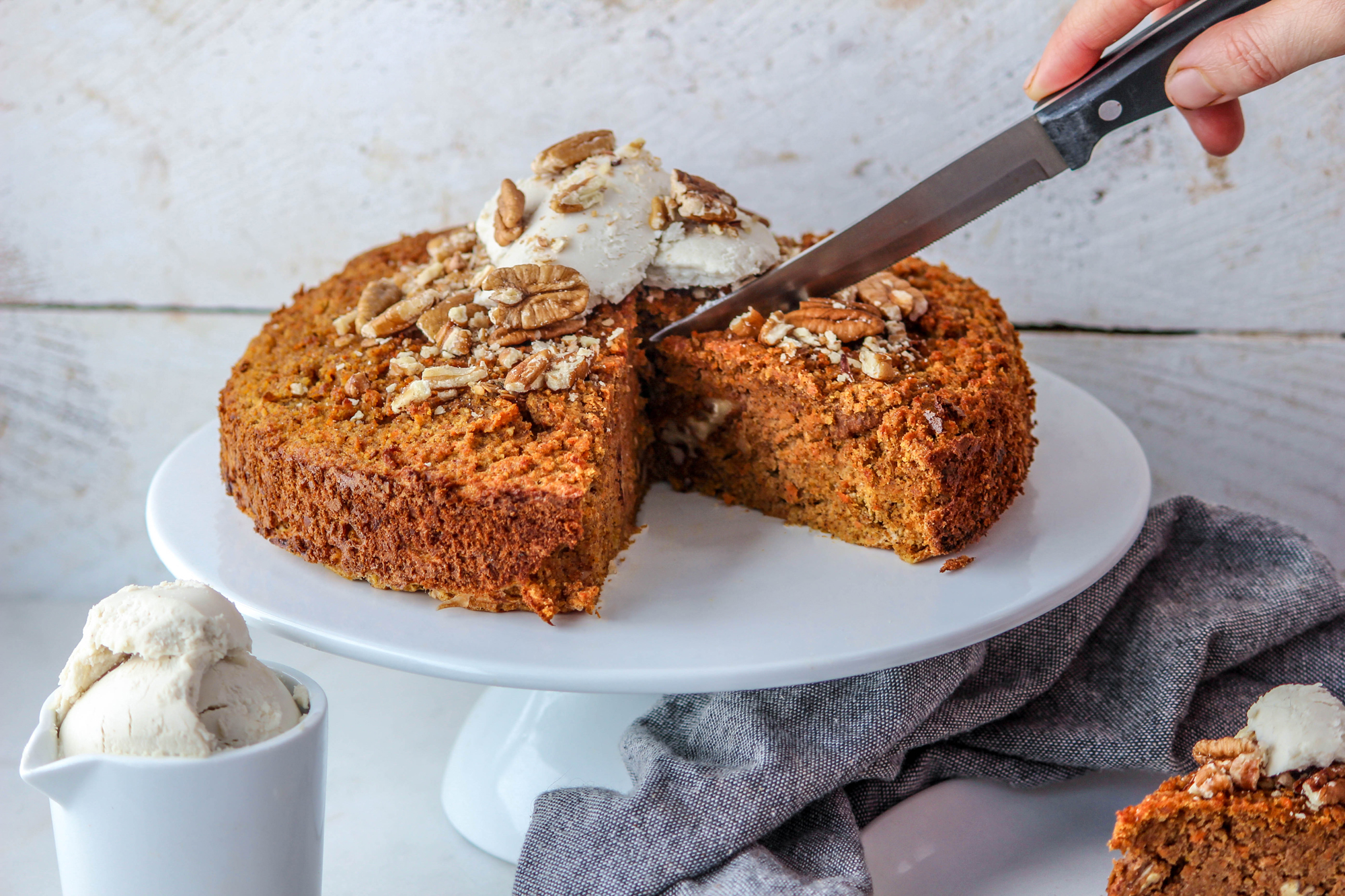 Paleo Spiced Apple, Carrot &amp; Pecan Cake with Vanilla Cream - The ...