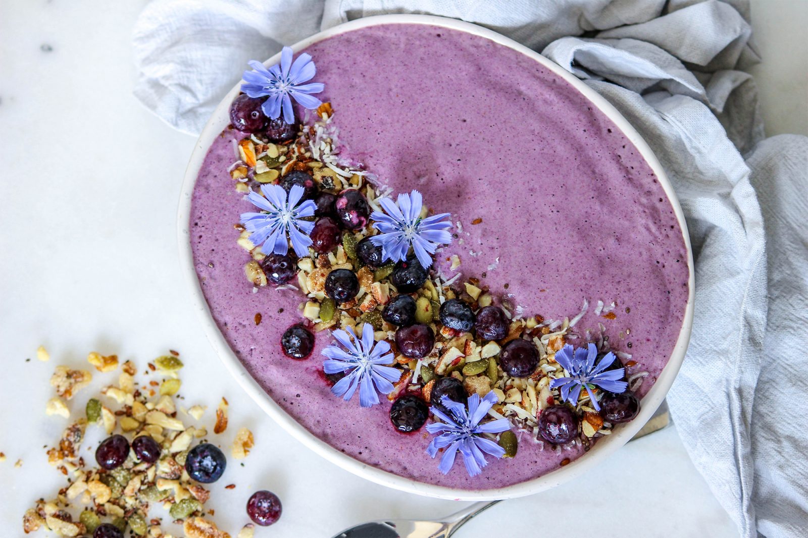 Easy detox blueberry brassica breakfast bowls - The Healthy Patch